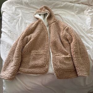 Reversible fluffy Sherpa jacket